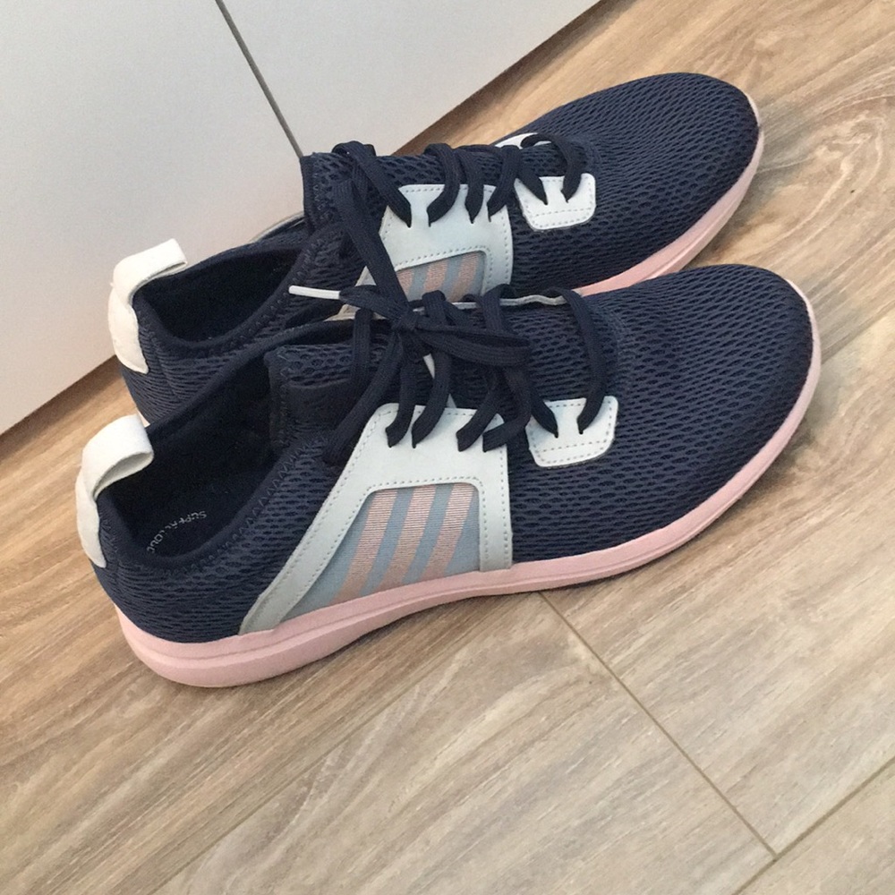 Stylish pink/blue adidas running